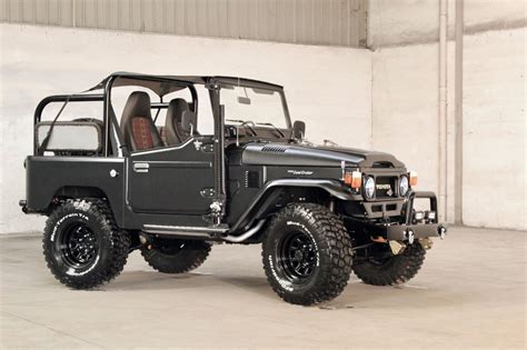 BAIC показал внедорожник Beijing BJ40 Plus с обликом Jeep Wrangler