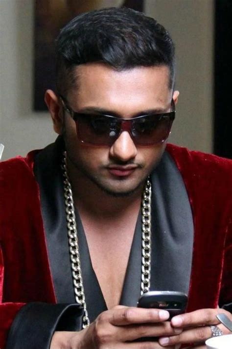 Honey Singh’s Bio, Age, Relationships, Latest Buzz, Photos & Videos