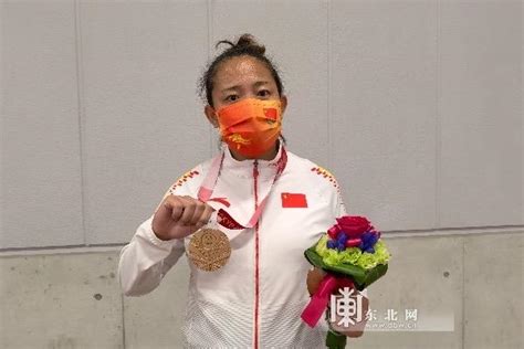 带伤上场 黑龙江运动员吴晴收获一枚铜牌_东方体育