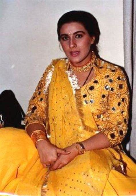 Amrita Singh Wiki, Biography, Dob, Age, Height, Weight, Husband ...
