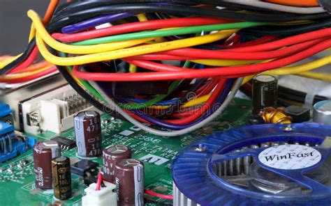 Cables Inside a Computer 的图像结果