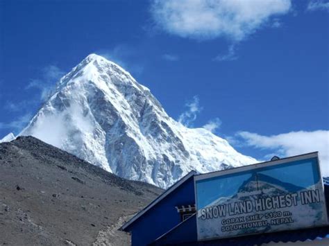 Typical tea house but terrible loos - Review of Snowland Highest Inn ...