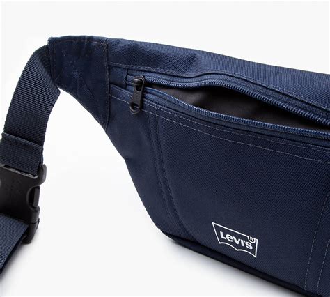 Small Banana Sling Bag - Blue | Levi's® FR