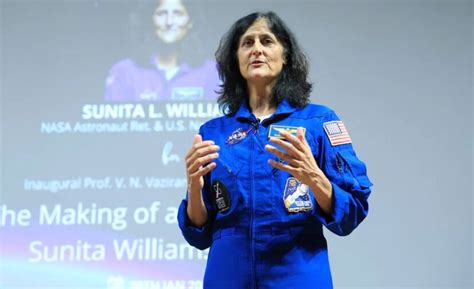 Sunita Williams Love Story: ট্রেনিং-এর সময় প্রেমে পড়েন নৌবাহিনীর ...
