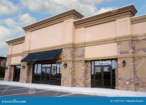 Small Storefront View 的图像结果