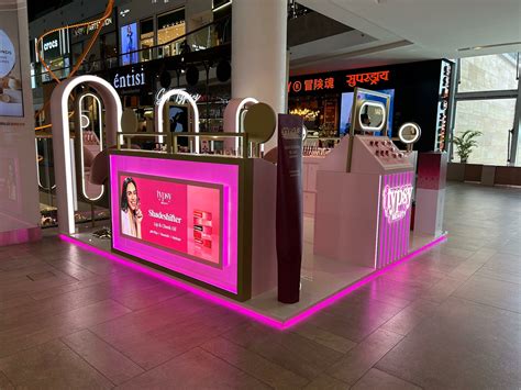Typsy Beauty launches first Mumbai kiosk