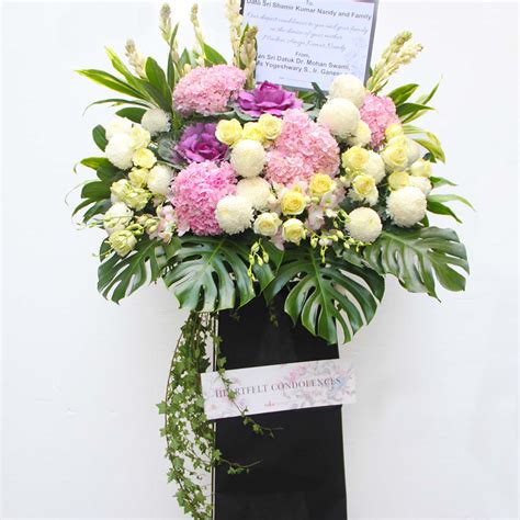 What Flowers To Get For Condolences at Nathan Oneill blog