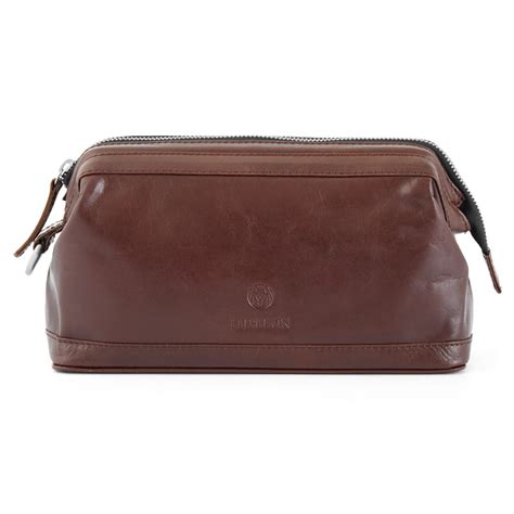 Jasper | Brown Leather Wash Bag | In stock! | Lucleon