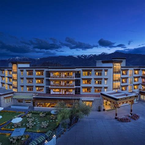 𝗧𝗛𝗘 𝟭𝟬 𝗕𝗘𝗦𝗧 Hotels in Ladakh of 2025 (with Prices)