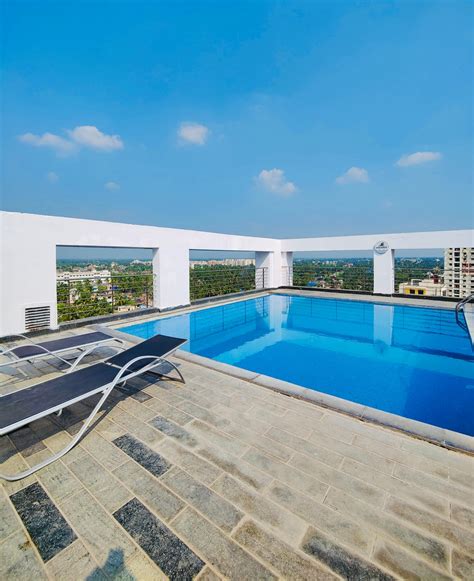 Newtown Holiday Rentals & Homes - Newtown, Kolkata, India | Airbnb