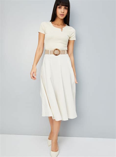 Buy Women Solid Notch Neck Top Online at just Rs. 399.0 - 1000015353080 ...