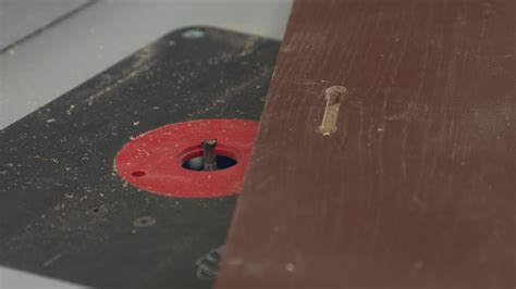 How to Use a Keyhole Bit 的图像结果