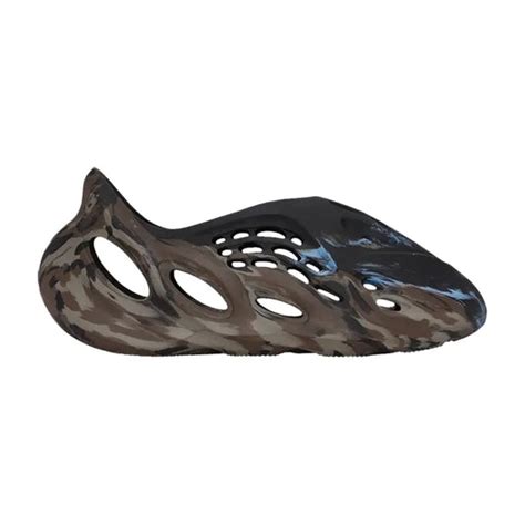 Yezzy Foam Runner – Zeuskicks
