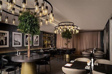 RADISSON COLLECTION ASTORIJA HOTEL, VILNIUS - Hotel Reviews, Photos ...