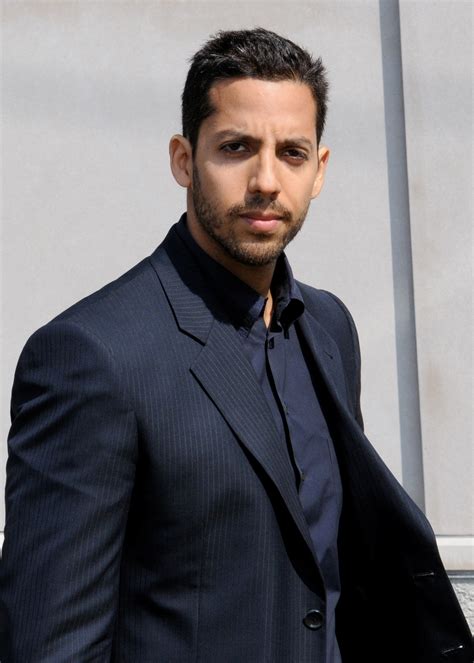 David Blaine Speaking Engagements, Schedule, & Fee | WSB