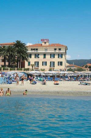 HOTEL SERENVAL (Finale Ligure) - Hotel Reviews & Photos - Tripadvisor