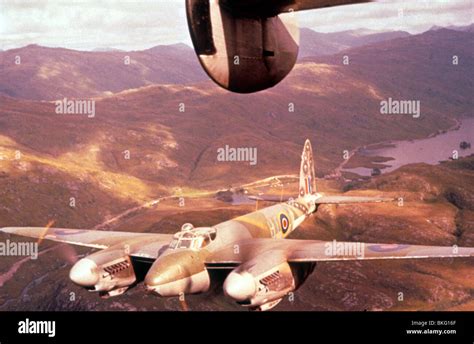 633 SQUADRON -1964 Stock Photo - Alamy