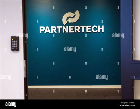 Partner Tech Logo 的图像结果