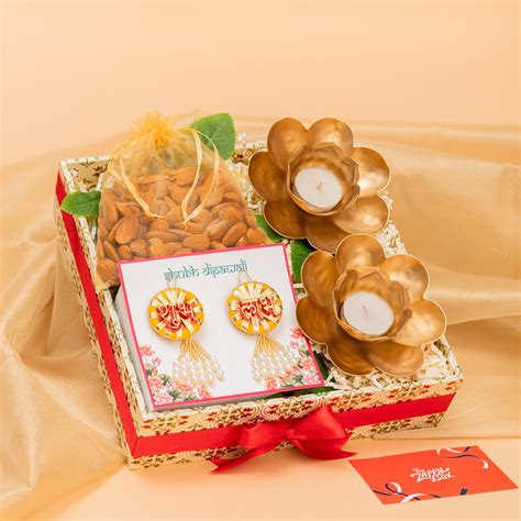 Diwali Delights Hamper - Buy Decorative Diwali Hamper with Dry Fruits ...