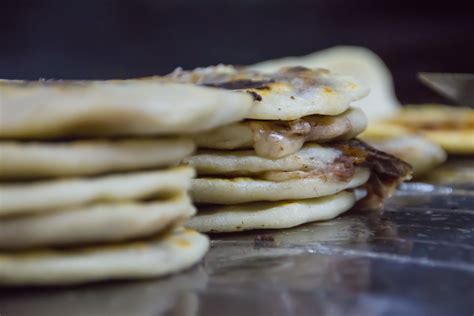 The Best Foods to Try in El Salvador