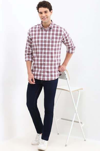 Buy Men White Slim Fit Checked Full Sleeves Casual Shirt Online ...