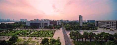 广州大学是重点大学吗？就业如何？王牌专业是什么？全国排名第几