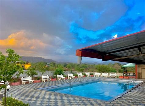 DESHPANDE FARMS AGRO (Karjat Town, Maharashtra) - Hostel Reviews ...