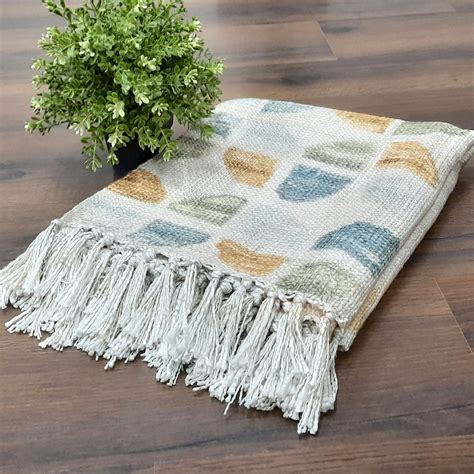 Sofa Throws – AVIONI HOME