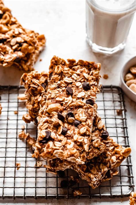 Healthy Homemade Granola Bars | The Banana Diaries