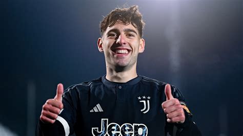Luis Hasa, prima convocazione in Prima Squadra - Juventus