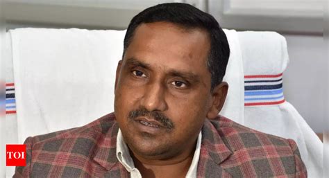 Jamshedpur: 26-foot Durga idol gets minister Banna Gupta's nod ...