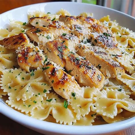 Bowtie Lemon Garlic Chicken Pasta Recipe You Must Try! - Tasty Delice