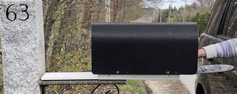 New Invention invention that fits most standard mailboxes. "Slide Me ...