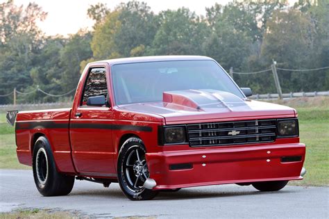 Big Truck Small Tires at Myrtle Sturm blog