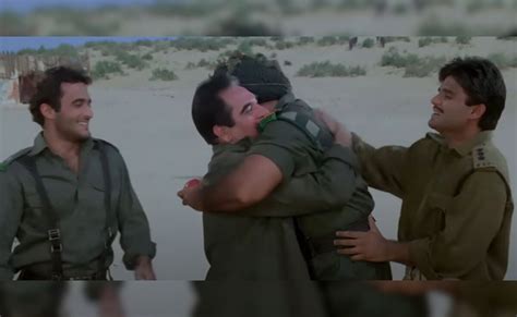 Sandese Aate Hai 2.0: Arijit Singh And Sonu Nigam To Rekindle Patriotic ...