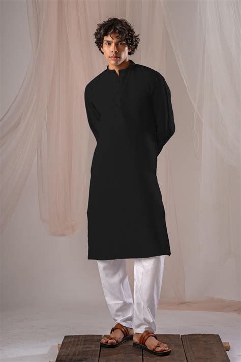 Buy Comfortable Solid Cotton Linen Kurta for Men Online – Five Stitch