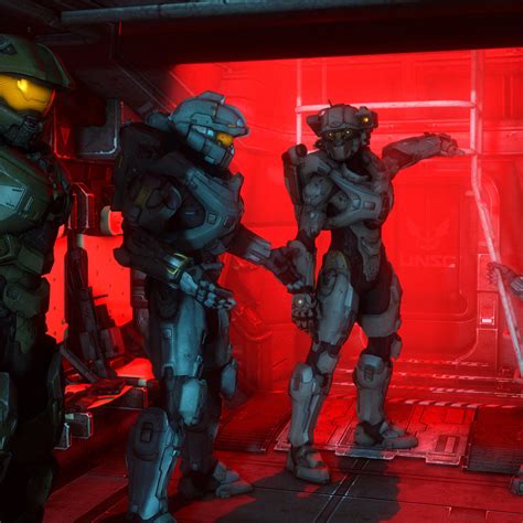 Download wallpaper soldiers, helmet, armor, halo, spartan, master chief ...