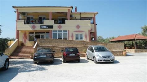 IRAKLIS HOTEL (Skala Rachoniou) - Hotel Reviews, Photos, Rate ...