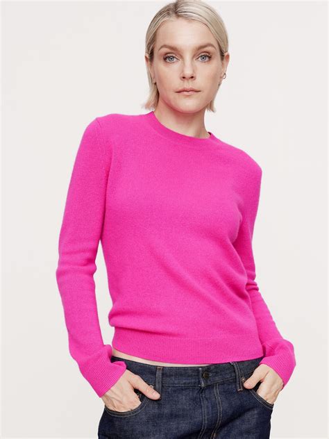 Lightweight Cashmere Crew-Neck Sweater | Banana Republic