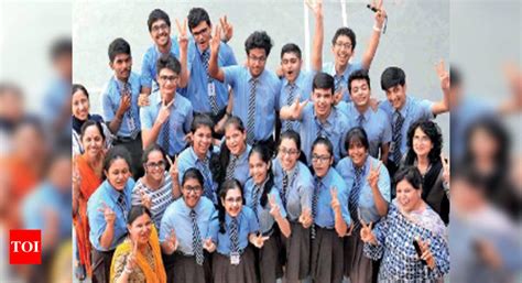 Two Mumbai students among Top three CBSE 12 state rankers | Mumbai News ...