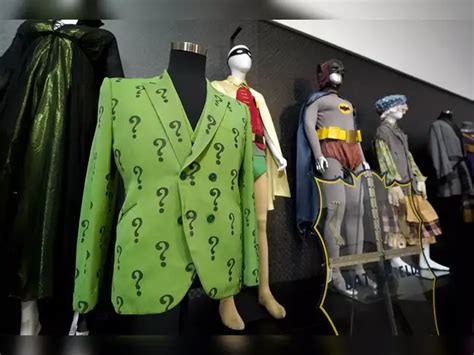 Time for TV nostalgia: Riddler's jacket, Pamela Anderson's 'Baywatch ...