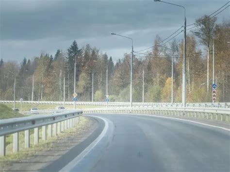 Top H2W4 Thrie Beam Crash Barriers Manufacturer, Supplier