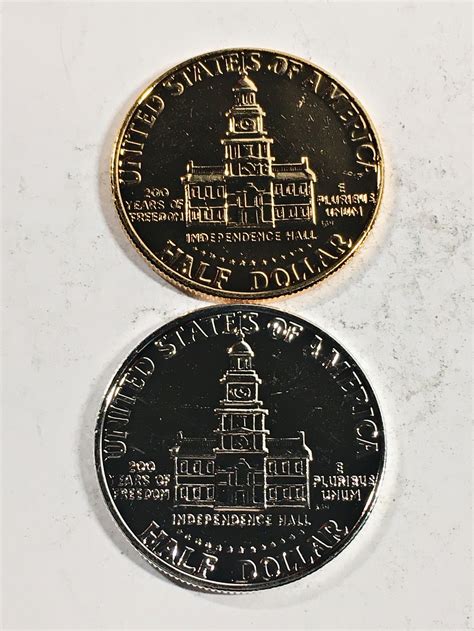 Lot of Two (2) 1976 US Bicentennial Kennedy Half Dollars: Gold and ...