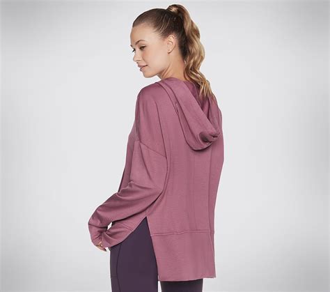 Buy Skechers SKECHLUXE RESTFUL LONG SLEEVE | Womens