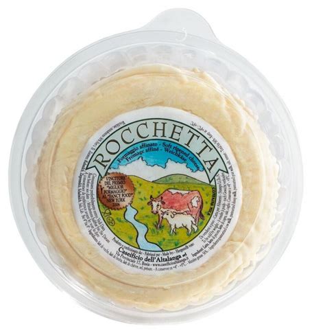 Robiola tre latti Rochetta, keju lembut yang terbuat dari susu sapi ...