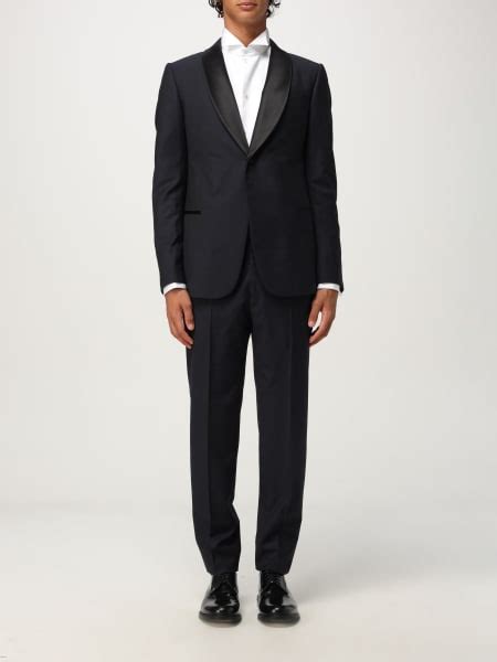 Armani suits online at GIGLIO.COM