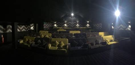 Enjoyable but expensive 🐝🐝🐝🐝 - Reviews, Photos - Everyman Cinema ...