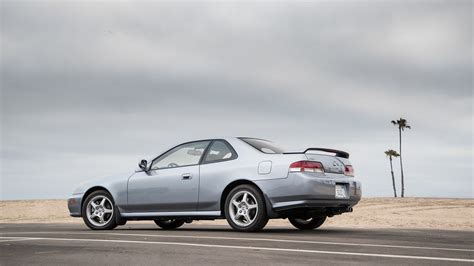 1999 Honda Prelude SH Retro Review: A High-RPM Time Warp | Automobile Magazine