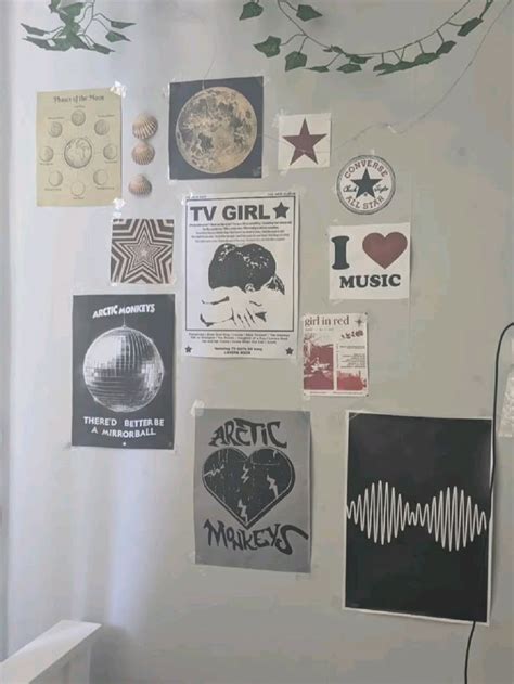 Poster for Wall 的图像结果