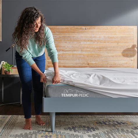 Tempur-Pedic Retail Pillows | Tempur-Pedic